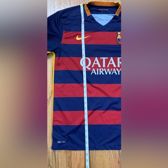 Nike Barcelona Messi #10 Home Jersey 2015/2016 Size M - Picture 12 of 12